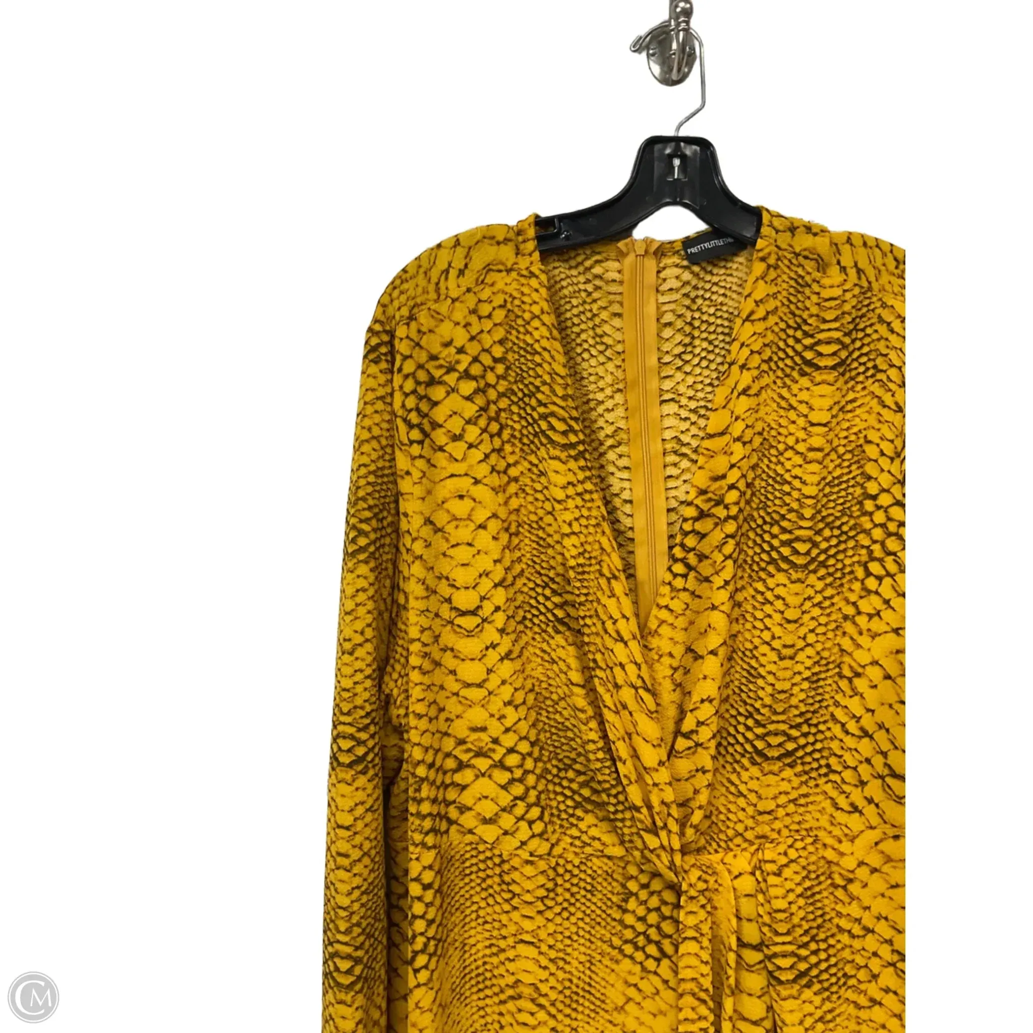 Dress Casual Maxi By Pretty Little Thing In Yellow. Size: 1x